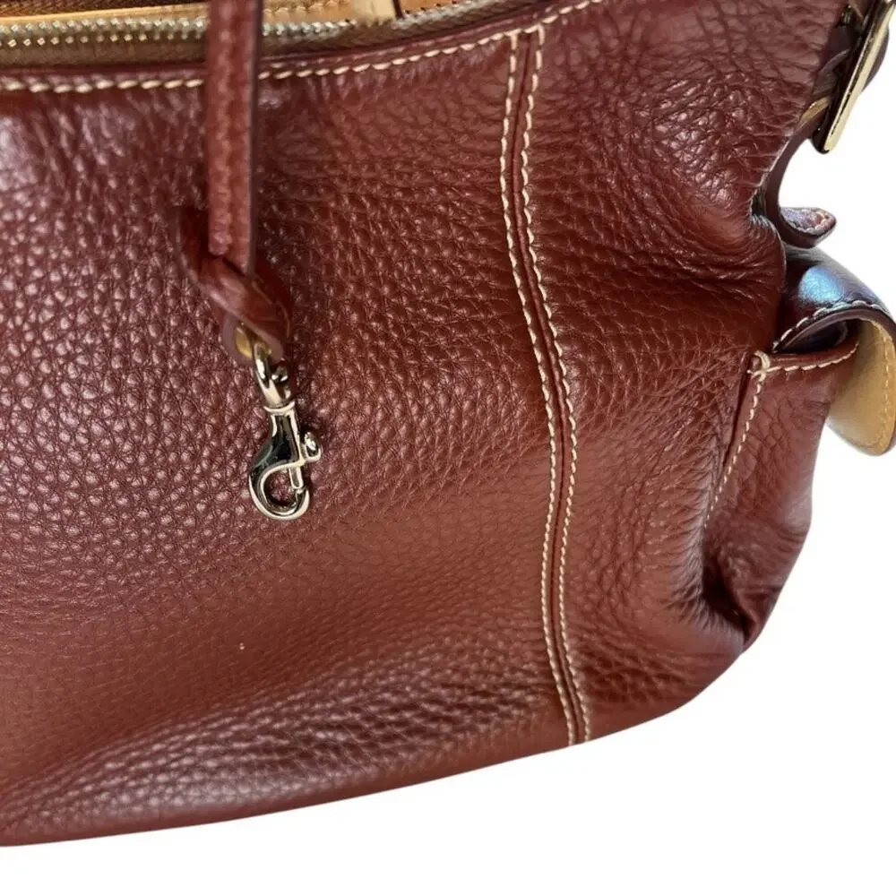Dooney & Bourke Women Brown Peeble Leather Zip Closure Clutch Shoulder Hobo Bag